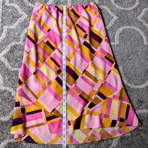 Cute summer skirt with high low hem - Picture 5 of 5